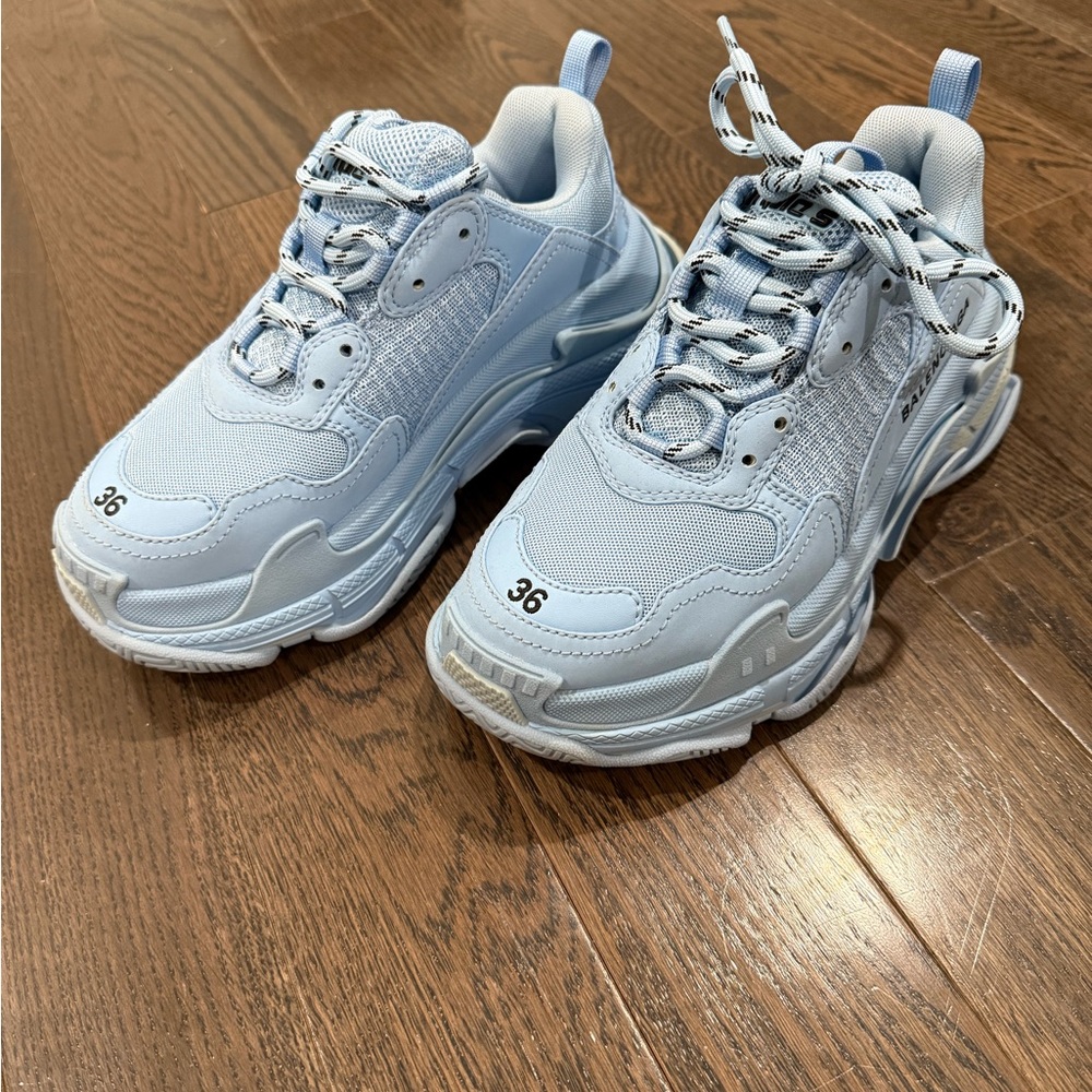 Balenciaga Triple S